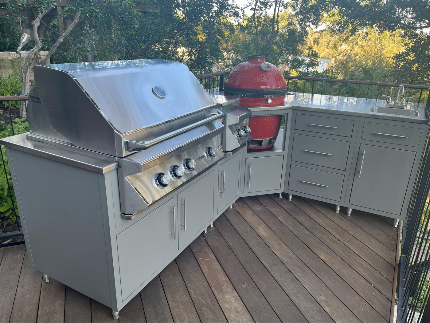 A graphic of silhouetted friends having a happy time around a barbeque grill.