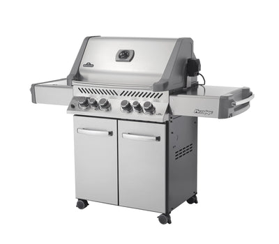 Gas Grills & Smokers
