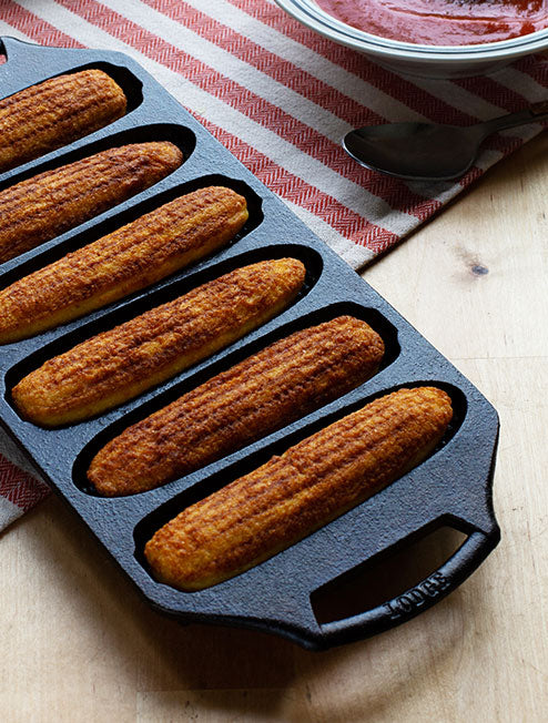 Lodge: Seasoned Cast Iron Cornstick Pan