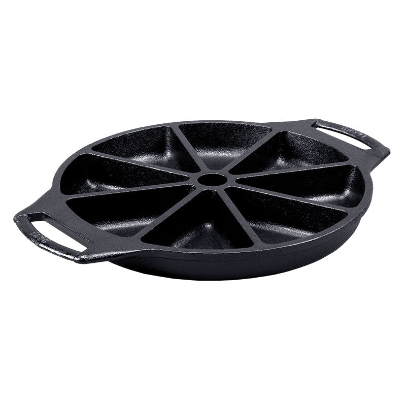 Lodge: Cast Iron Wedge Pan