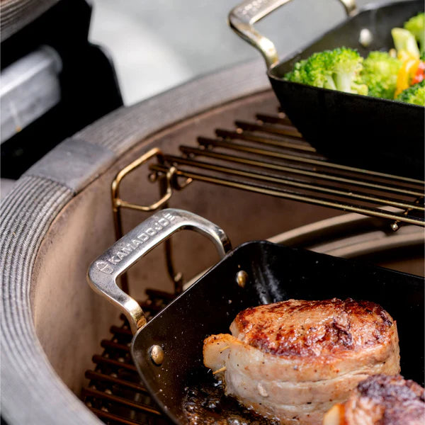 Kamado Joe: Karbon Steel Half Moon Pan