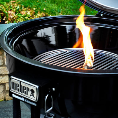 Weber: Summit Kamado E6 Grill- Black